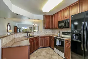 340 Horse Creek Dr, Naples, FL 34110 - Photo 4