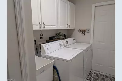 5008 SW 9th Pl, Cape Coral, FL 33914 - Photo 16