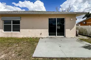 2130 NE 8th Pl, Cape Coral, FL 33909 - Photo 36