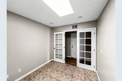 2130 NE 8th Pl, Cape Coral, FL 33909 - Photo 20