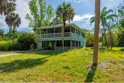 7046/7058 Maida Ln, Fort Myers, FL 33907 - Photo 20