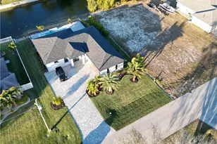 615 SW 22nd Terrace, Cape Coral, FL 33991 - Photo 1