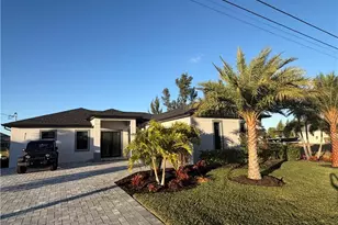615 SW 22nd Terrace, Cape Coral, FL 33991 - Photo 4