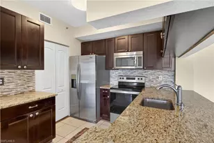 6401 Aragon Way, Fort Myers, FL 33966 - Photo 4