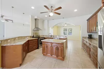 2416 SE 8th Ave, Cape Coral, FL 33990 - Photo 26
