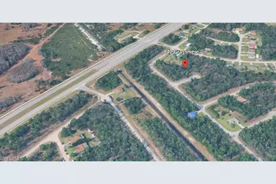 842 Grassmere Cir, Lehigh Acres, FL 33974 - Photo 4