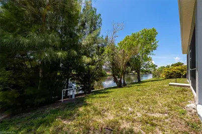 1824 SW 2nd St, Cape Coral, FL 33991 - Photo 42