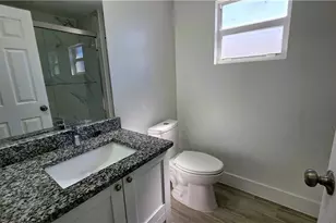 2909 SW Santa Barbara Pl, Cape Coral, FL 33914 - Photo 16