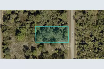 907 Fitch Ave, Lehigh Acres, FL 33972 - Photo 4