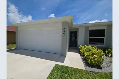 2907 SW Santa Barbara Pl, Cape Coral, FL 33914 - Photo 2
