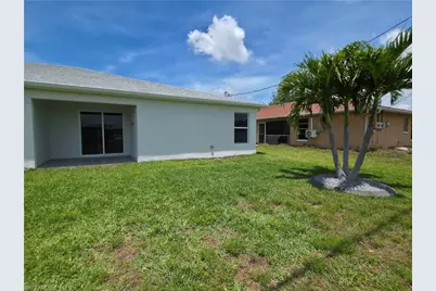 2907 SW Santa Barbara Pl, Cape Coral, FL 33914 - Photo 20