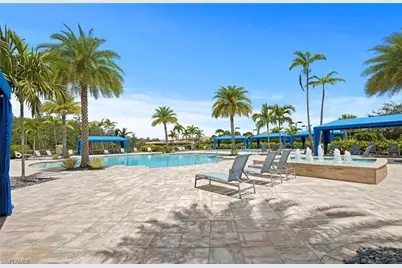 10143 Chesapeake Bay Dr, Fort Myers, FL 33913 - Photo 4