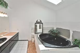 7226 Hendry Creek Dr, Fort Myers, FL 33908 - Photo 22