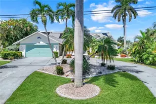 719 El Dorado Pkwy W, Cape Coral, FL 33914 - Photo 10