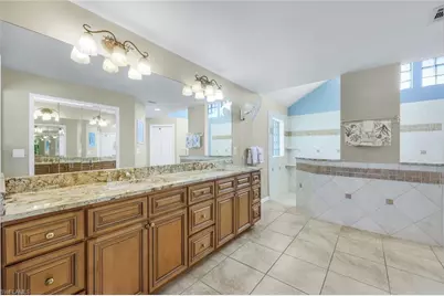 719 El Dorado Pkwy W, Cape Coral, FL 33914 - Photo 24