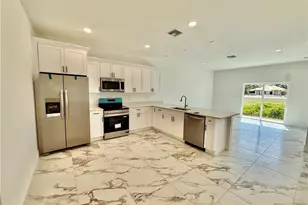 350/352 Pullman St, Lehigh Acres, FL 33974 - Photo 4