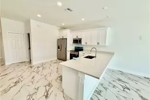 350/352 Pullman St, Lehigh Acres, FL 33974 - Photo 8