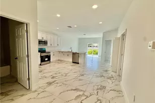 350/352 Pullman St, Lehigh Acres, FL 33974 - Photo 10