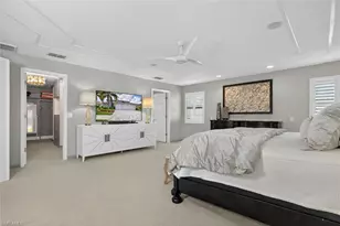 14017 Clear Water Ln, Fort Myers, FL 33907 - Photo 20