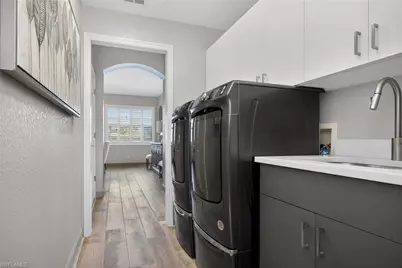 14017 Clear Water Ln, Fort Myers, FL 33907 - Photo 28