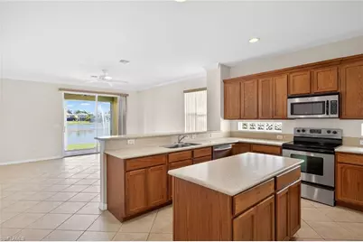 8369 Sumner Ave, Fort Myers, FL 33908 - Photo 12