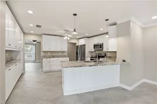13794 River Forest Dr, Fort Myers, FL 33905 - Photo 12