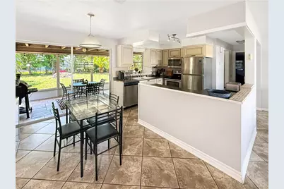 536 SE 26th Ter, Cape Coral, FL 33904 - Photo 10