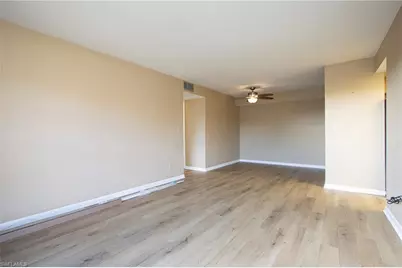 6142 Whiskey Creek Dr #621, Fort Myers, FL 33919 - Photo 6