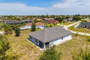 330 SW 31st St, Cape Coral, FL 33914 - Photo 30