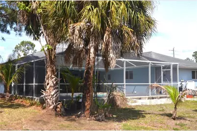 5005 28th St SW, Lehigh Acres, FL 33973 - Photo 4