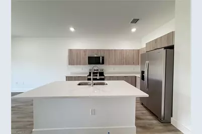 1256 Milwaukee Blvd, Lehigh Acres, FL 33974 - Photo 12