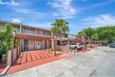 14154 Kendale Lakes Cir, Miami, FL 33183 - Photo 1