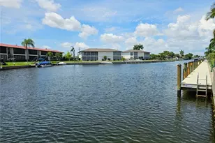 4722 SE 1st Pl, Cape Coral, FL 33904 - Photo 6