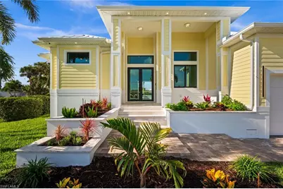 1460 Venetian Ct, Cape Coral, FL 33904 - Photo 2