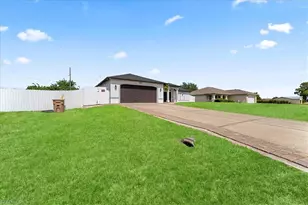 1900 NE 1st Ave, Cape Coral, FL 33909 - Photo 6