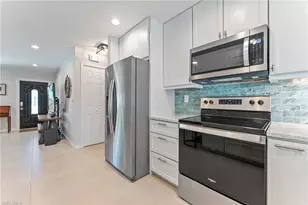 2025 SE 39th St, Cape Coral, FL 33904 - Photo 10