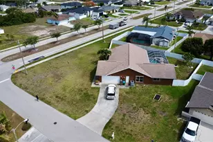 628 SE 21st Ln, Cape Coral, FL 33990 - Photo 38