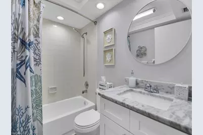8474 Charter Club Cir #14, Fort Myers, FL 33919 - Photo 6