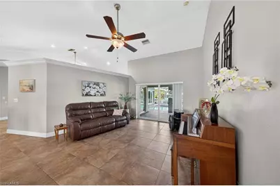 4933 Seville Ct, Cape Coral, FL 33904 - Photo 8