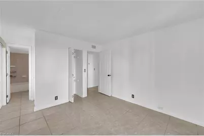 2875 Palm Beach Blvd #205, Fort Myers, FL 33916 - Photo 22
