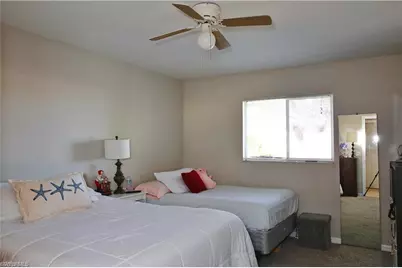1809 SW Santa Barbara Pl, Cape Coral, FL 33991 - Photo 6
