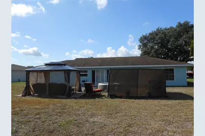222 Ground Dove Cir, Lehigh Acres, FL 33936 - Photo 32