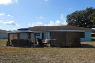 222 Ground Dove Circle, Lehigh Acres, FL 33936 - Photo 32