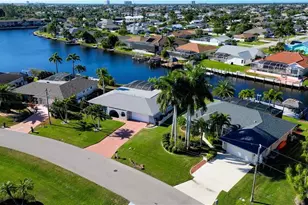 4532 SW 1st Pl, Cape Coral, FL 33914 - Photo 48
