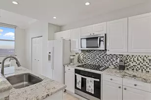 14200 Royal Harbour Ct, Fort Myers, FL 33908 - Photo 12