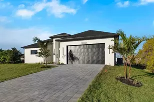 10065 Memphis St, Port Charlotte, FL 33981 - Photo 6