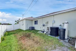 1100 NE 15th St, Cape Coral, FL 33909 - Photo 32