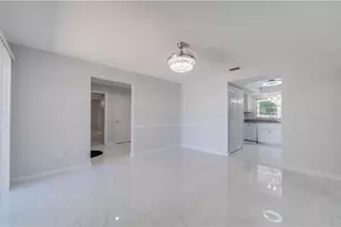 5657 Eichen Cir E, Fort Myers, FL 33919 - Photo 18