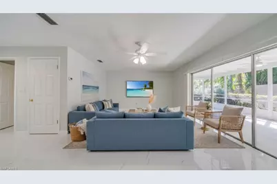 5657 Eichen Cir E, Fort Myers, FL 33919 - Photo 6