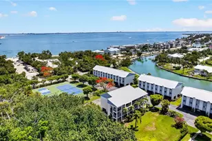 1250 Tennisplace Ct, Sanibel, FL 33957 - Photo 16